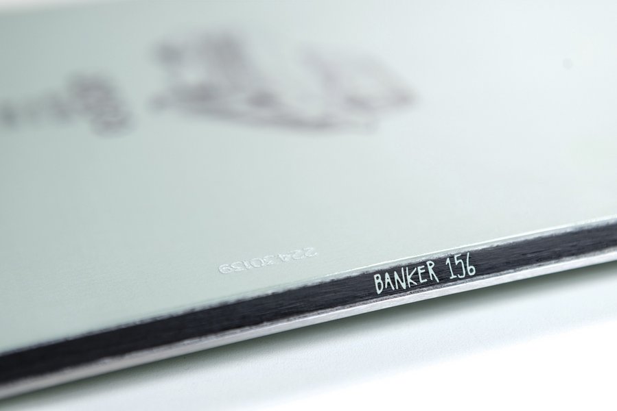 833003_banker_4_2871101