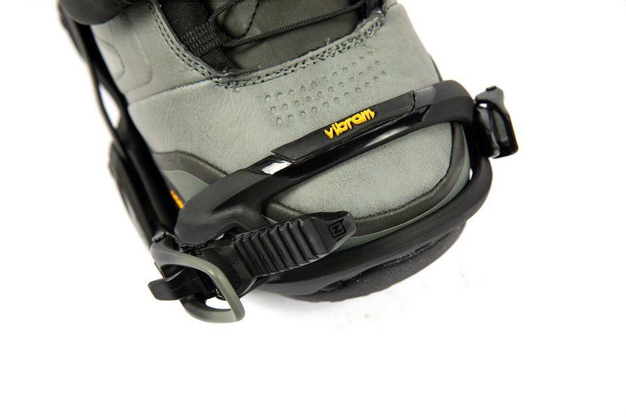 836440_001_machine_carbon_grey_detail_13_2673848