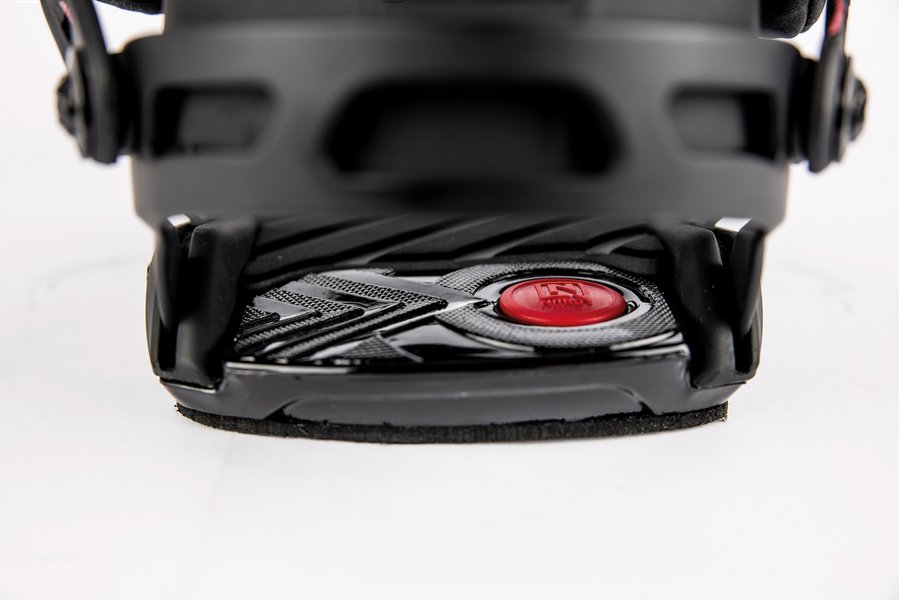 836480_002_phantom_carver_black_red_detail_1_2674461