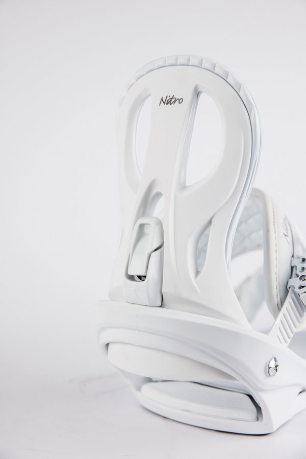 836485_002_rythm_white_gold_detail_1_2674804