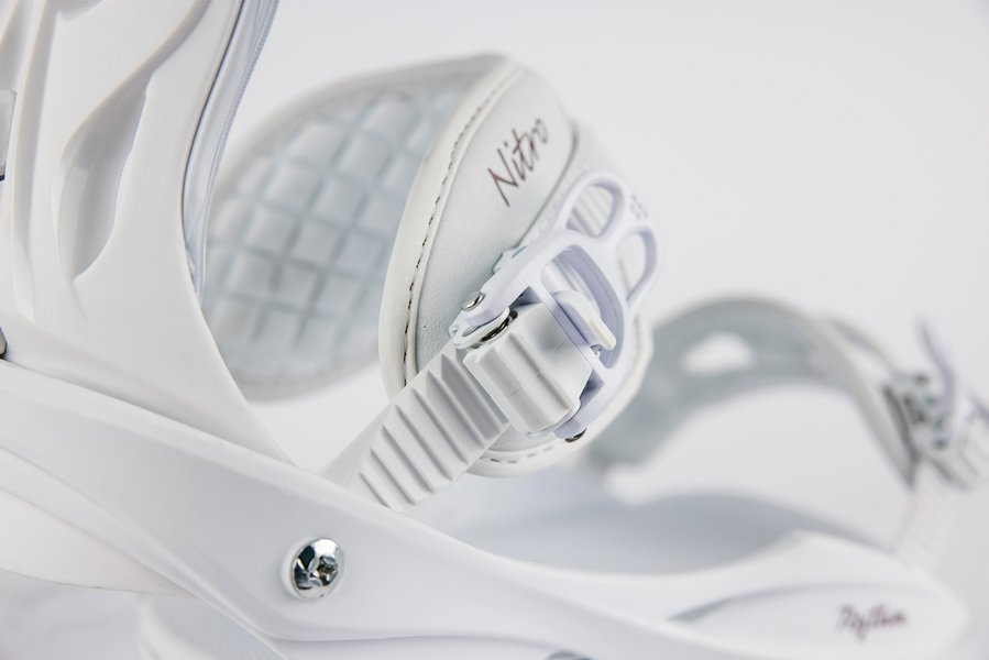 836485_002_rythm_white_gold_detail_2_2674806