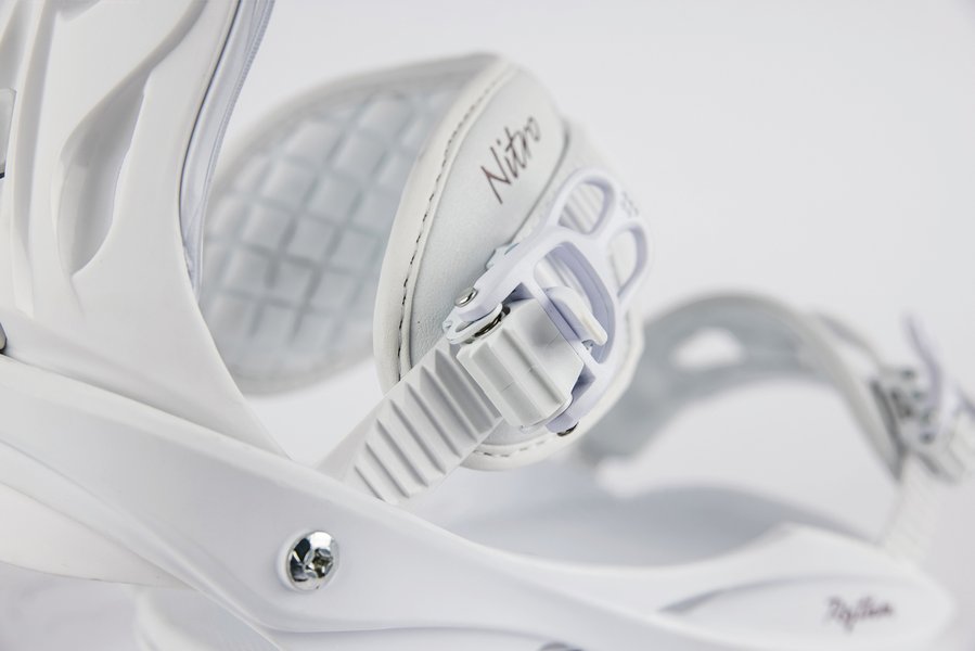 836485_002_rythm_white_gold_detail_2_3014053