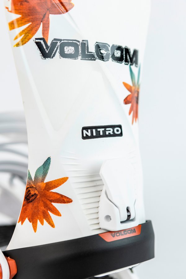 836511_003_phantom_nitro_x_volcom_detail_3_3013672
