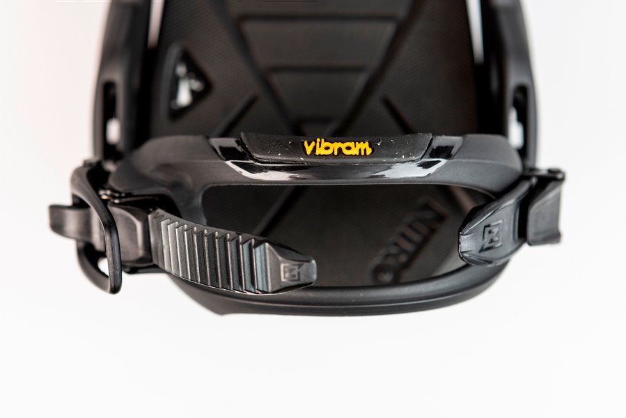 836512_001_team_pro_ultra_black_detail_9_3014463