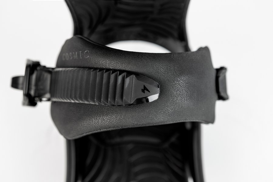 836516_001_cosmic_ultra_black_detail_6_3013363