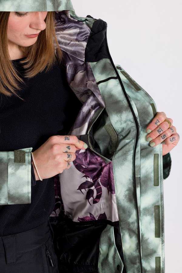 873885_001_lalena_wm_tie_dye_camo_detail_5_2691549