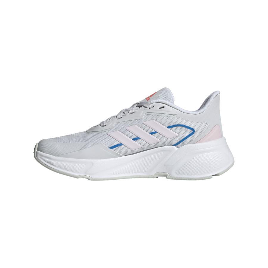 gx8304_ftw_photo_side_medial_center_transparent_2566731