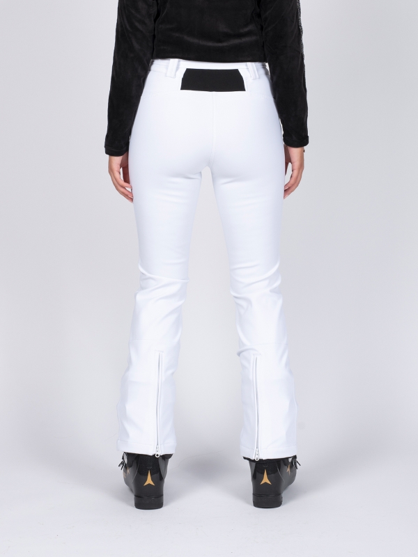 izeron_white_3_2538629