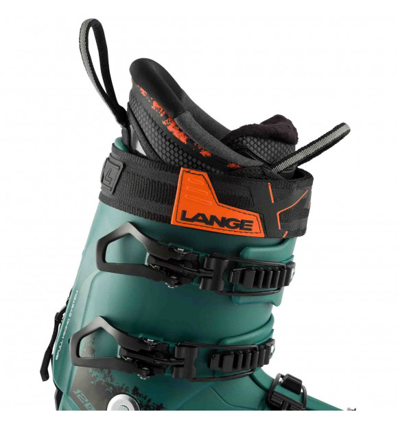 lbj7020_xt3_120_lv_jungle_green_collar_rgb72dpi_06_2536974