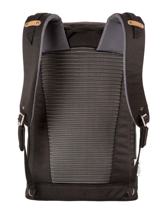 lfs6349_0247_1_original_ruck_25
