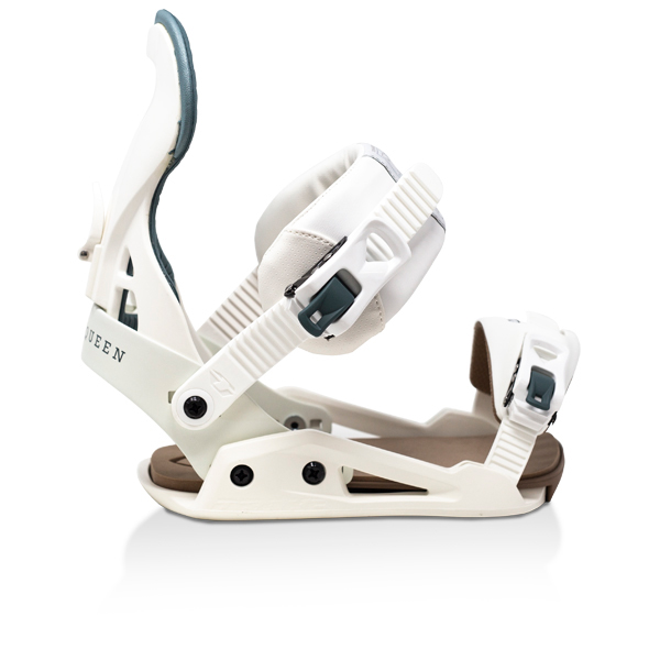 queen_white_lat_ext_2531065