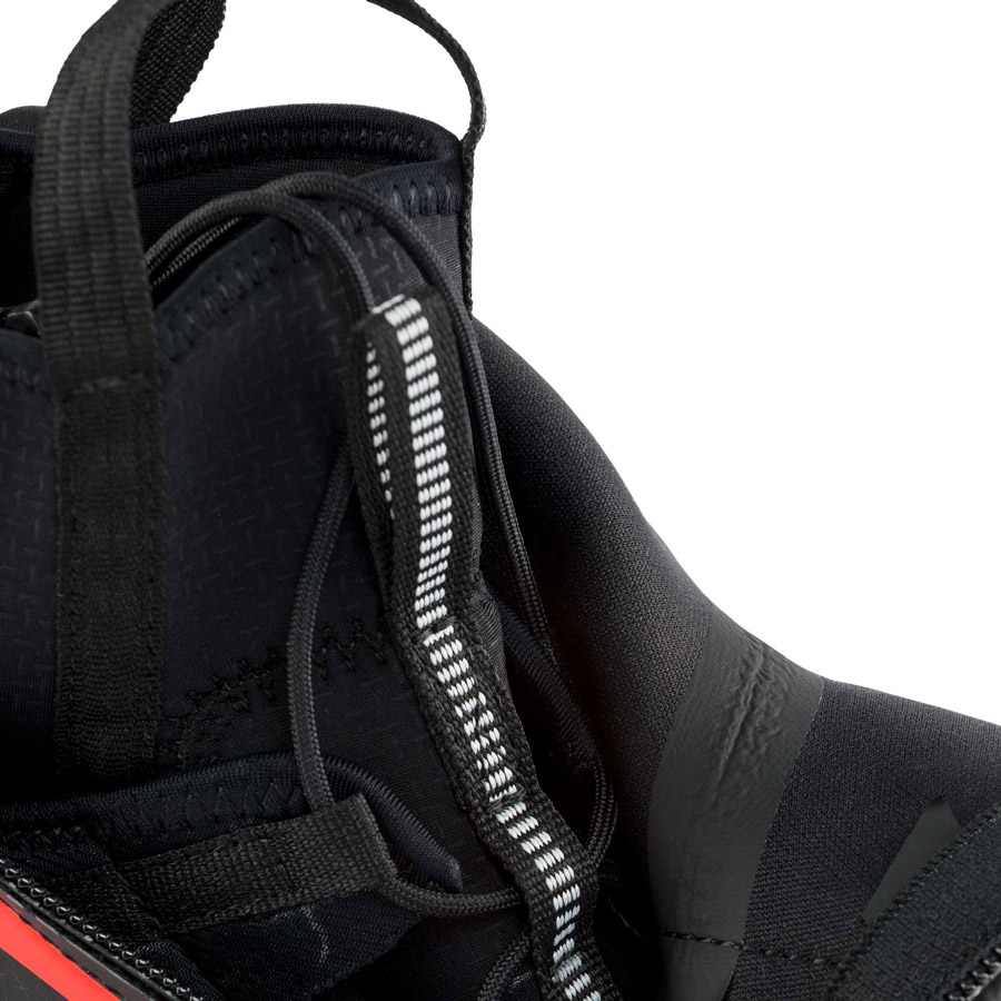 rij0010_x_ium_carbon_premium_skate_rgb72dpi_06