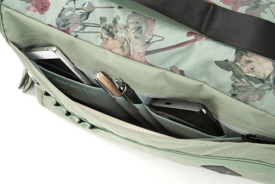 scrambler_dead_flower_detail_front_organizer_2240421