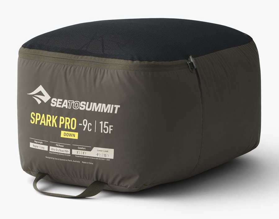 sparkprodownsleepingbag_9c_15fregular_asl041072_0501_2977163