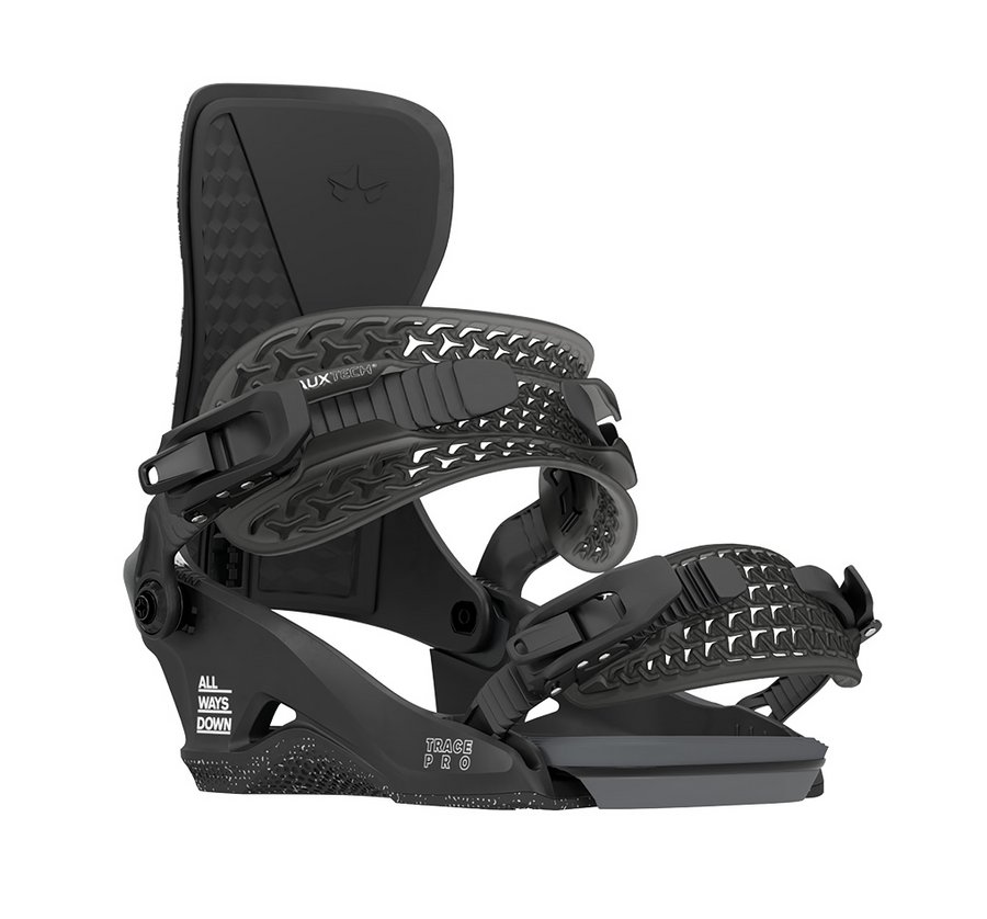 trace_pro_black_front_angle_3040528