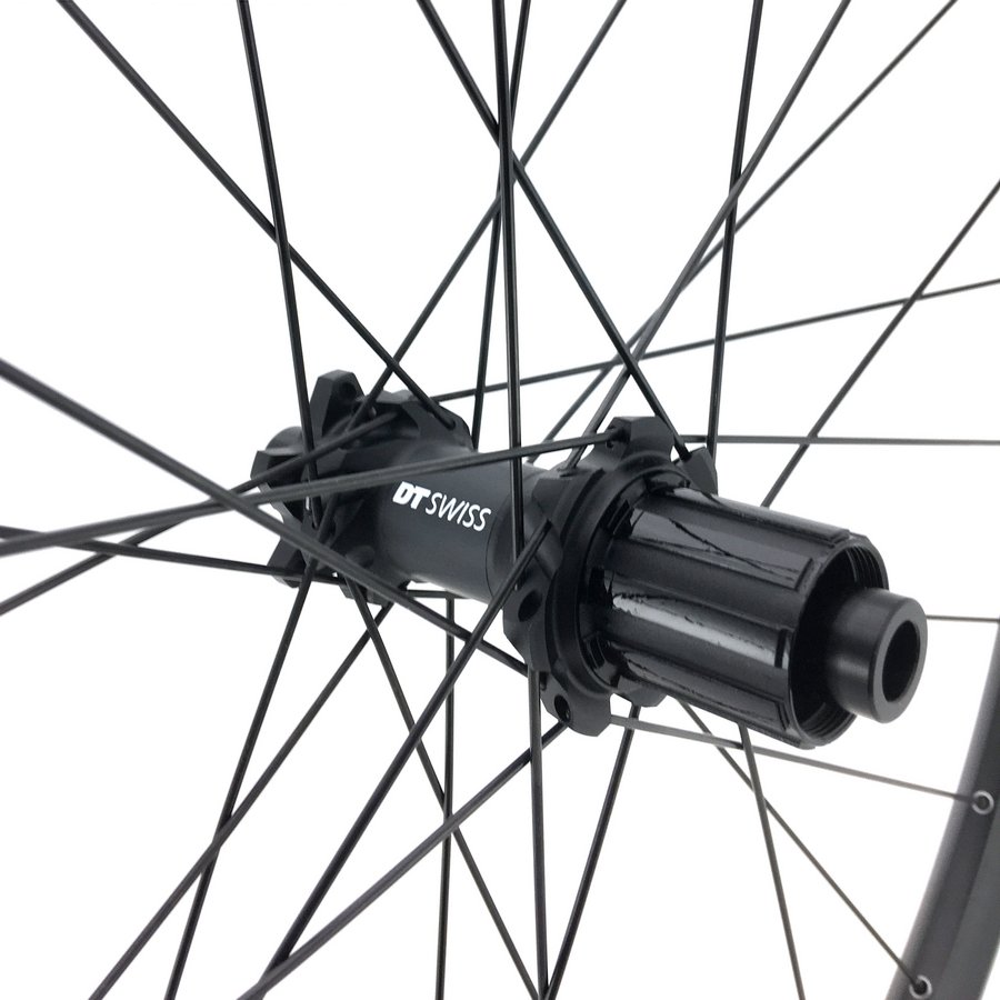 we26010_hr_rear_m1900_spline_25_2_2882033