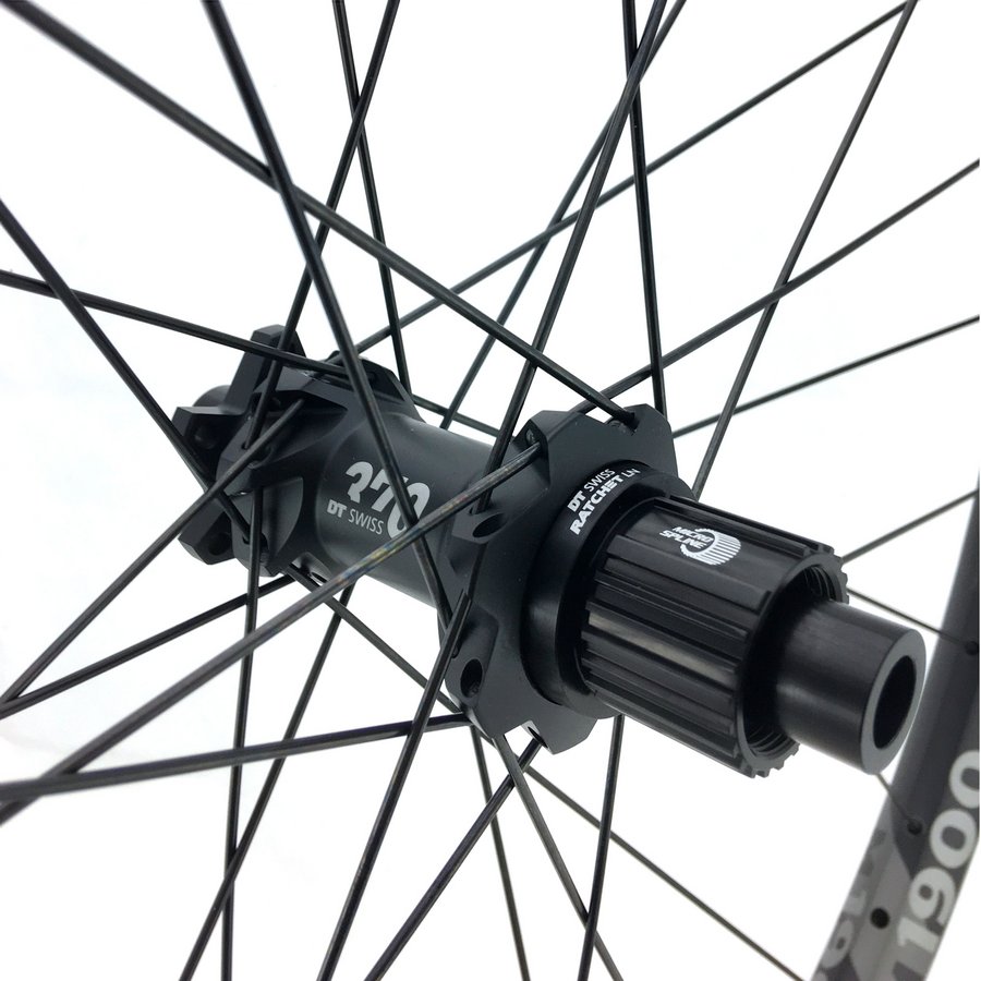 we28021_hr_rear_m1900_28h_2_2882020
