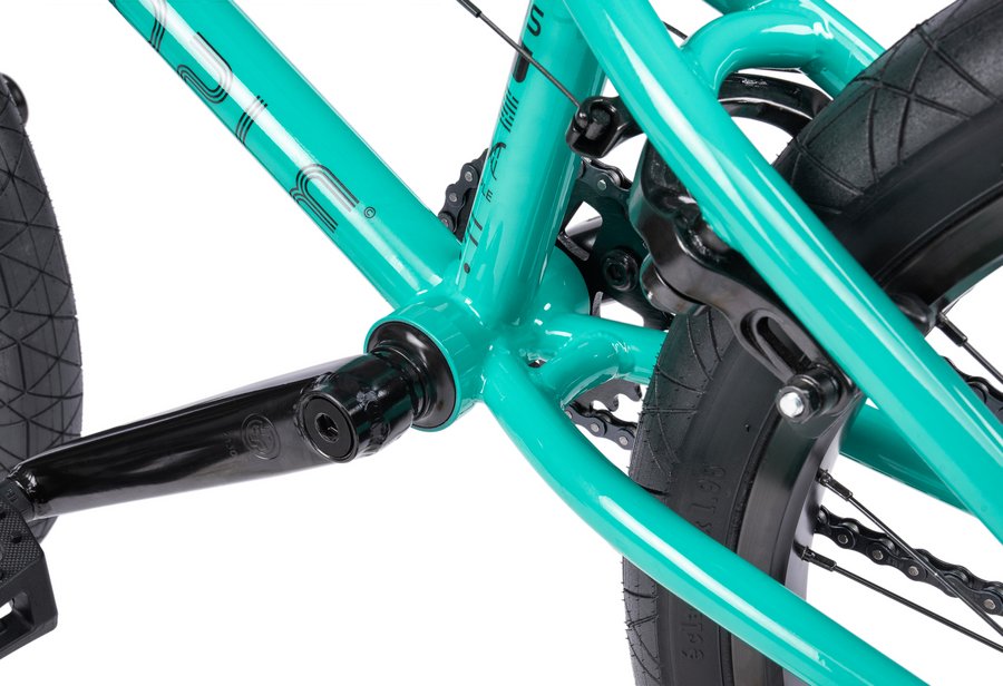 wethepeople_sinus_fresh_mint_04_web_2937384