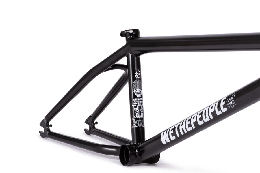 wtp_my22_doomsayer_frame_black_1c_decal_09_2797999